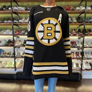 Men's Boston Bruins David Pastrnak Black Primegreen Authentic Player Jersey sz54